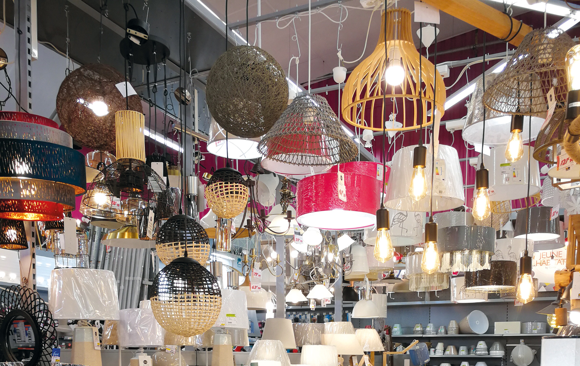 merchandising lighting installations